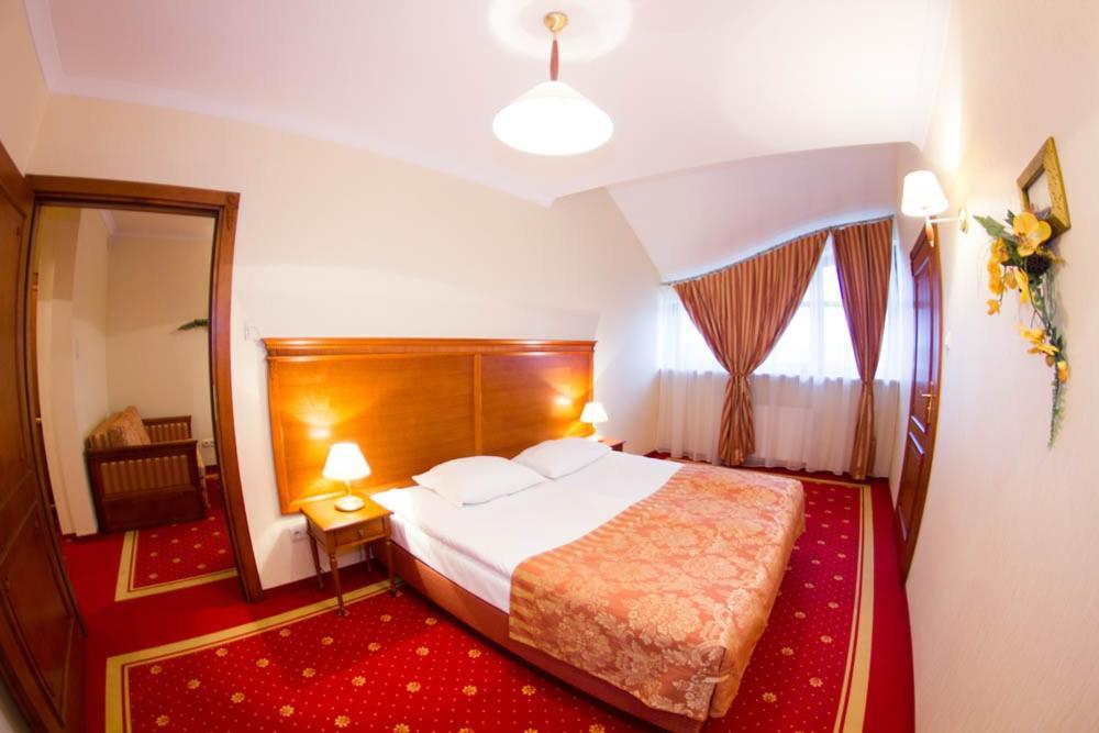 Hotel Stodolka Cminsk Εξωτερικό φωτογραφία