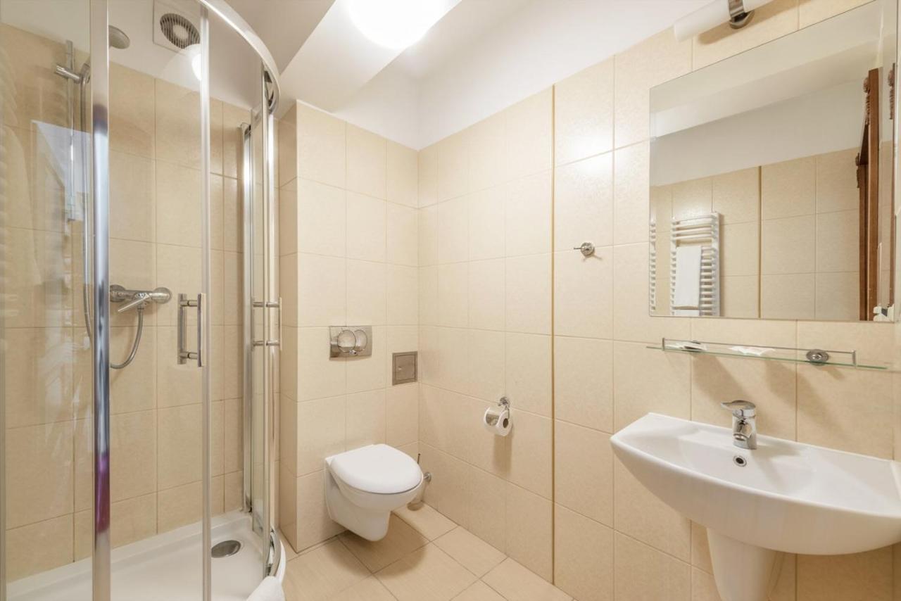 Hotel Stodolka Cminsk Εξωτερικό φωτογραφία
