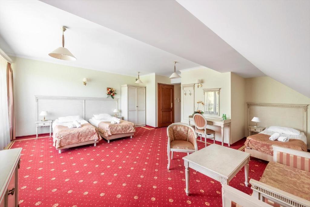 Hotel Stodolka Cminsk Εξωτερικό φωτογραφία