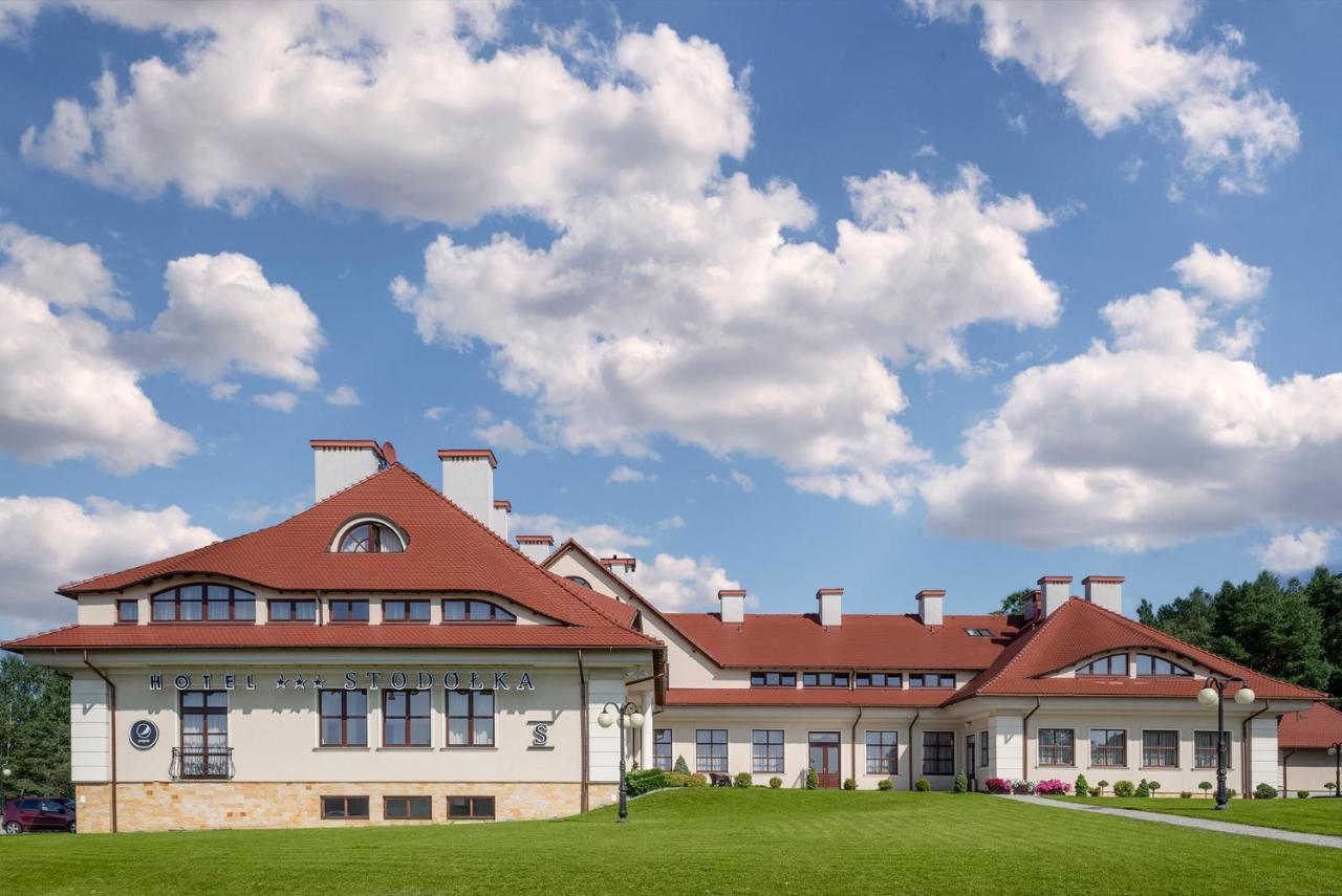 Hotel Stodolka Cminsk Εξωτερικό φωτογραφία